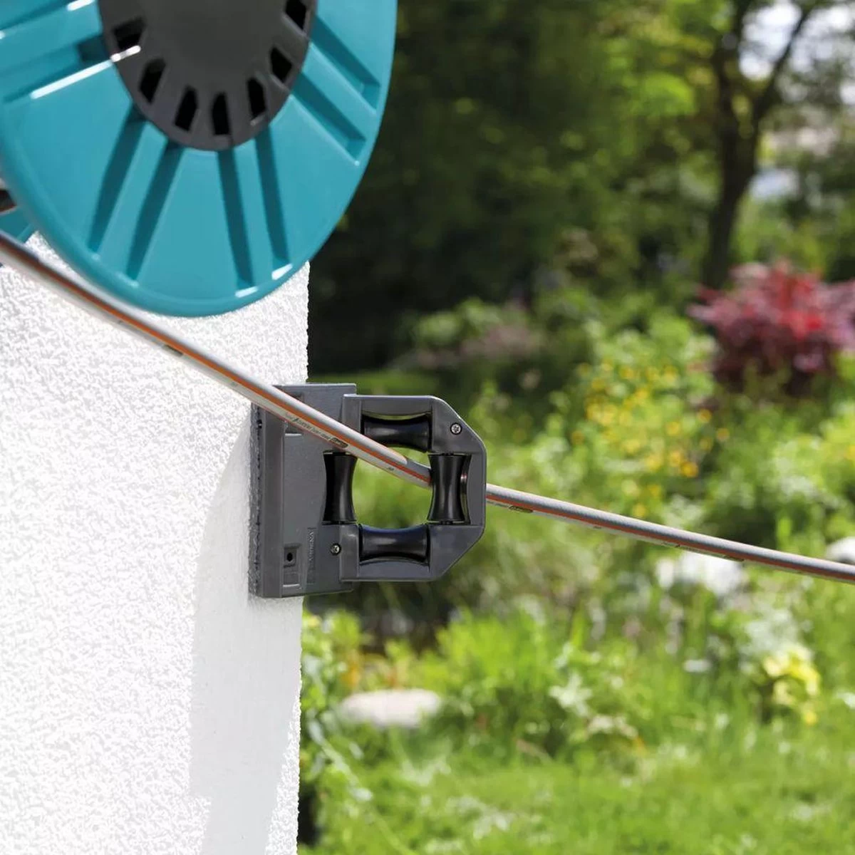 GARDENA - Wandslanghouder 60 Met Slanggeleider - Slanghouder - Maximale Capaciteit 60 Meter - Afbeelding 10