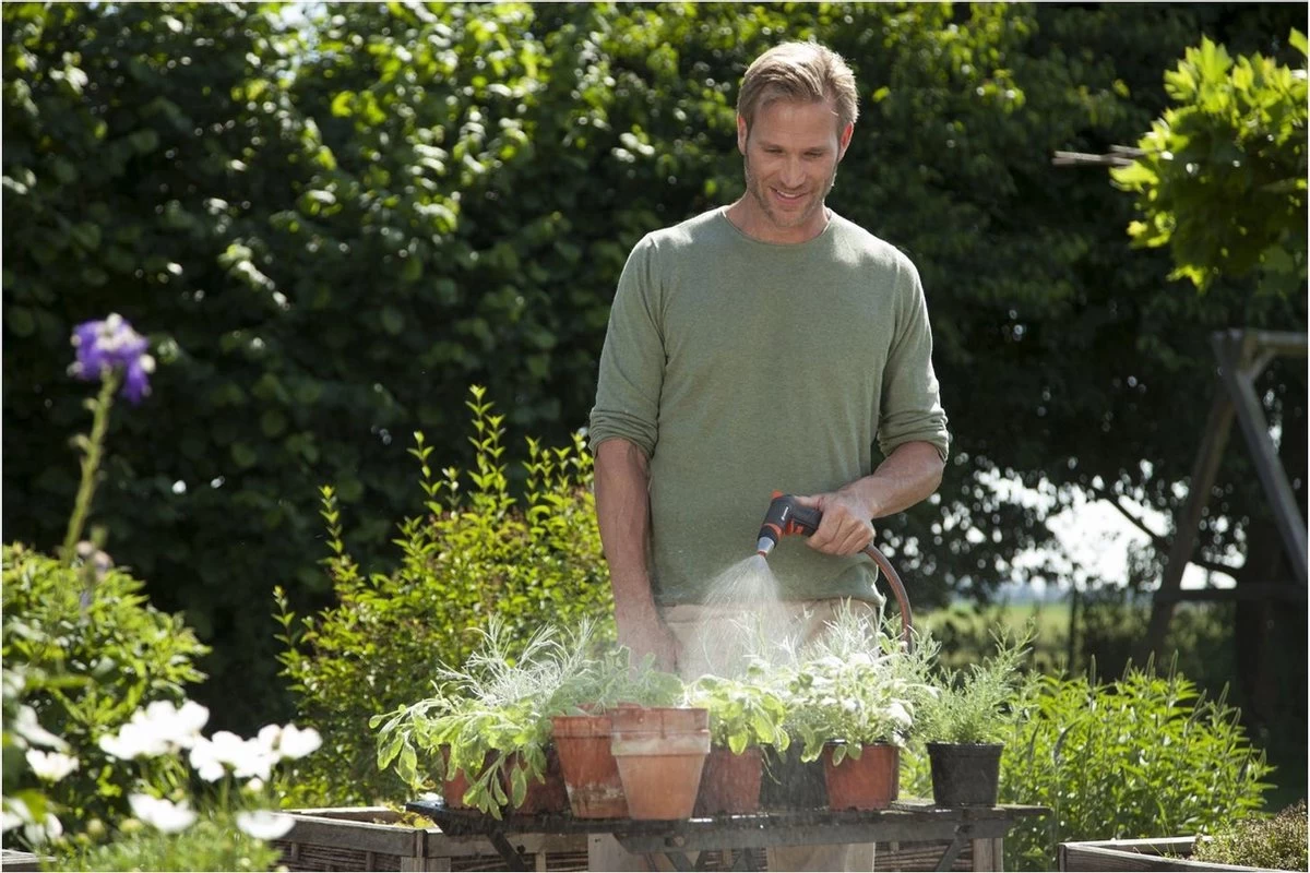 GARDENA - Premium Reinigingssproeier Spuitpistool - Metaal - Voor Reiniging En Bewatering - Afbeelding 9