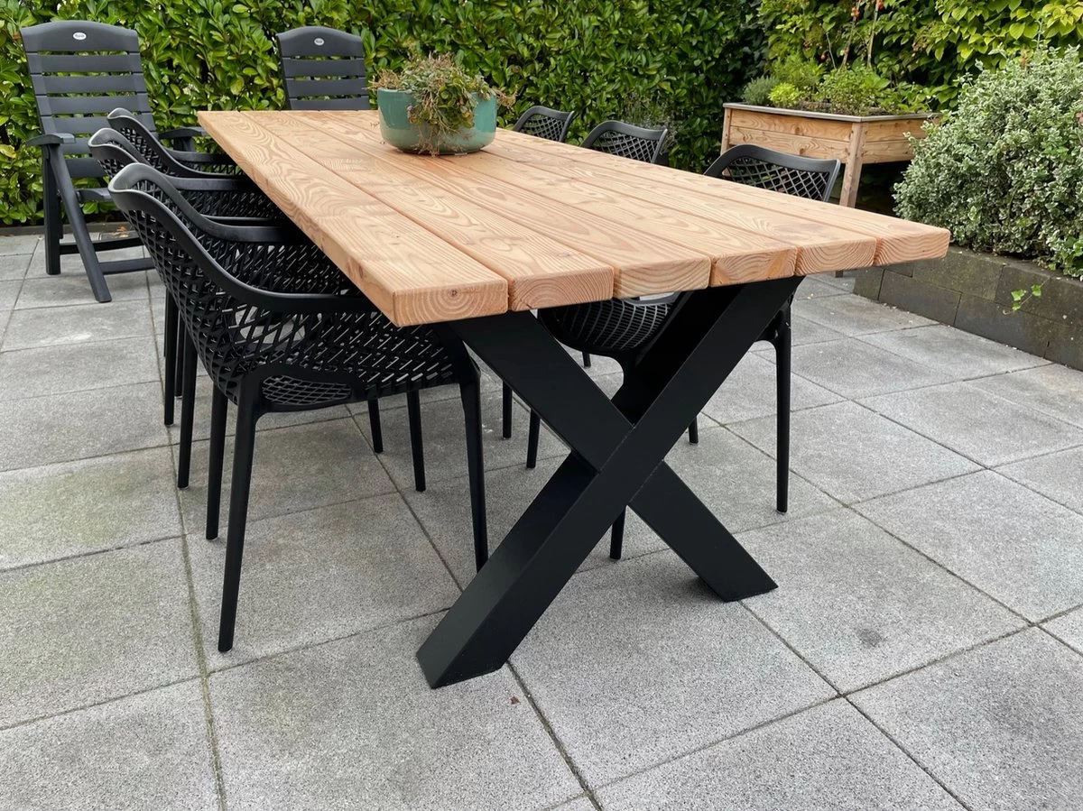 Tuintafel Douglas 220 Cm X 90 Cm | Stalen Poten | + Montage | Duurzame Eettafel | Onderhoudsarm 6-8 Personen | Geschaafd Hout | DuuMaa - Afbeelding 3